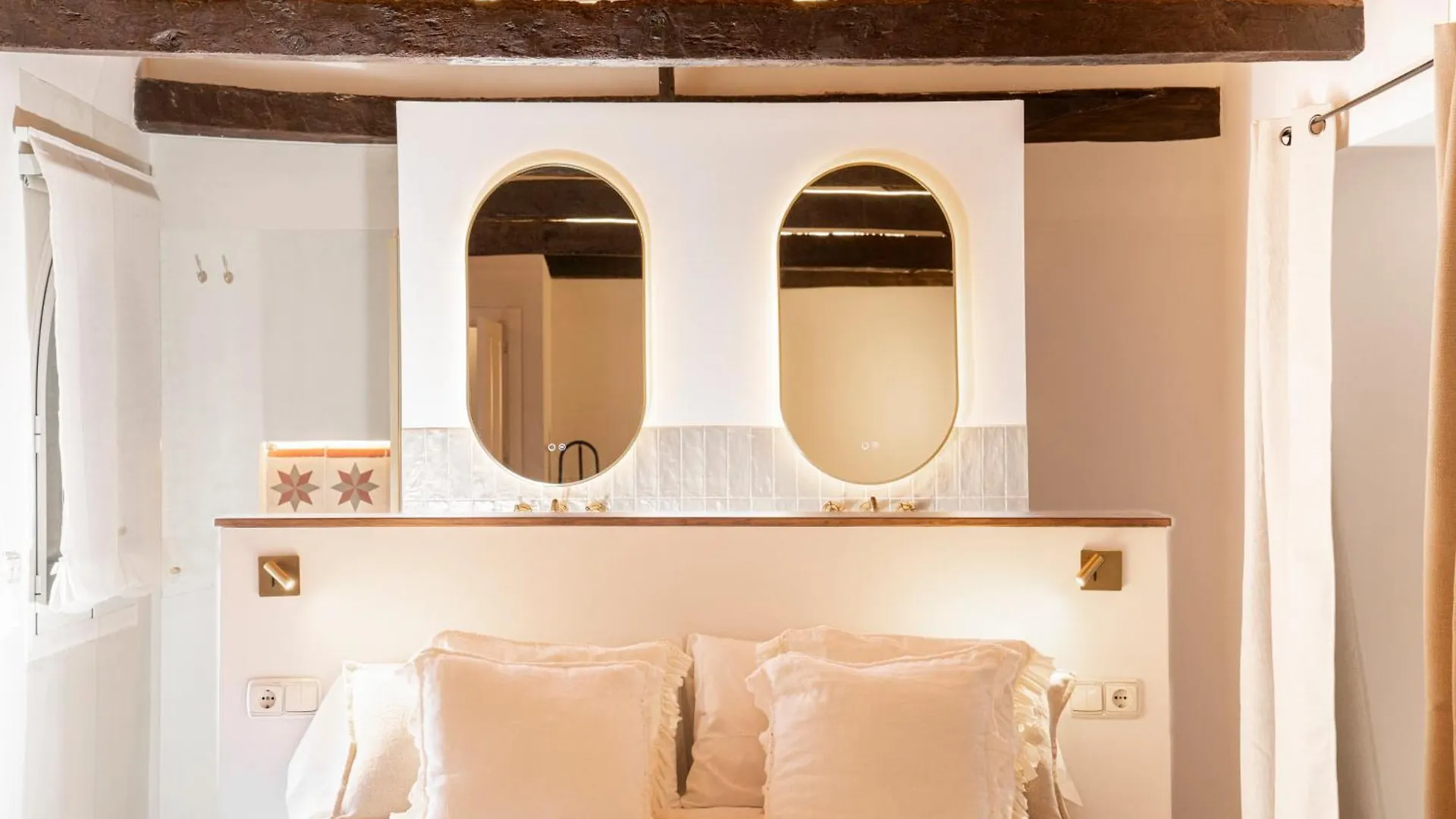 Puerta De La Axarquia Hotel Boutique Velez Malaga 0*,  Spagna